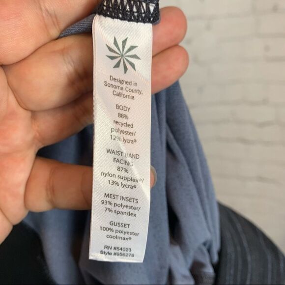 Athleta Workout leggings size XS grays - Picture 10 of 10